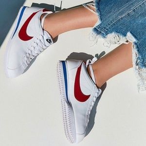 Nike Cortez Sneakers